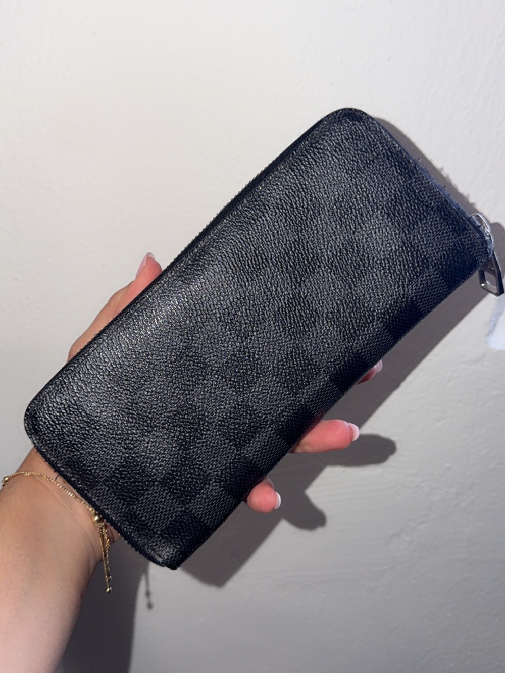Louis Vuitton Black Damier Canvas Zip-Around Phone Case